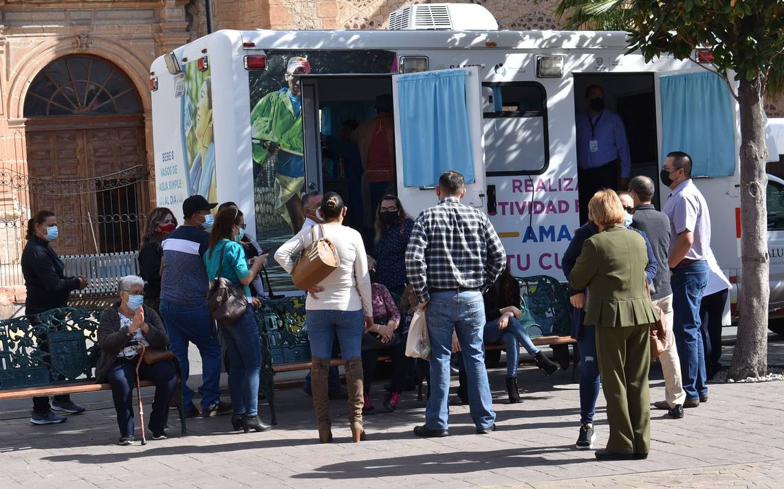 Cerca De Mil Atenciones En La Feria De La Salud Médicos Prevención ...